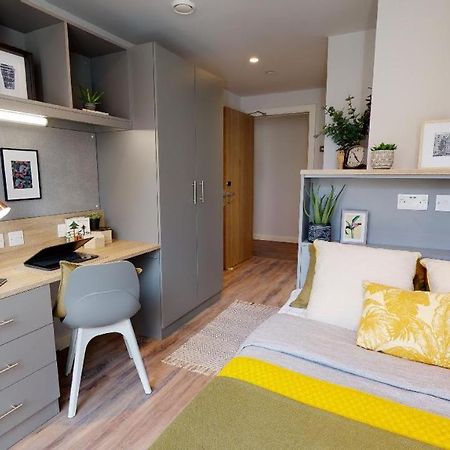 Iq Altus House Leeds Lejlighed Leeds  Eksteriør billede