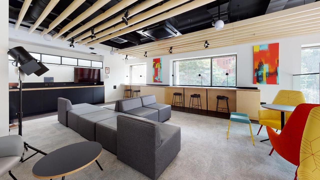 Iq Altus House Leeds Lejlighed Leeds  Eksteriør billede