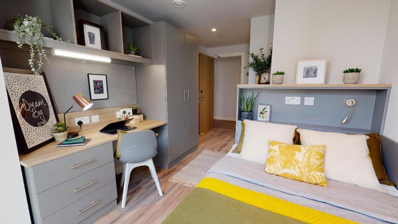 Iq Altus House Leeds Lejlighed Leeds  Eksteriør billede